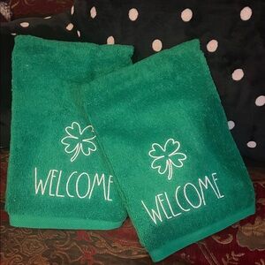 Green Welcome Hand Towels